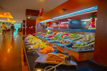 VENOSA BEACH RESORT AND SPA Restaurants